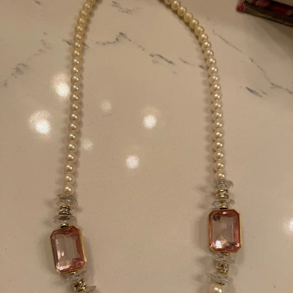 Vintage Pearl Necklace Pink Crystal Embellishments Rare - Picture 9 of 9